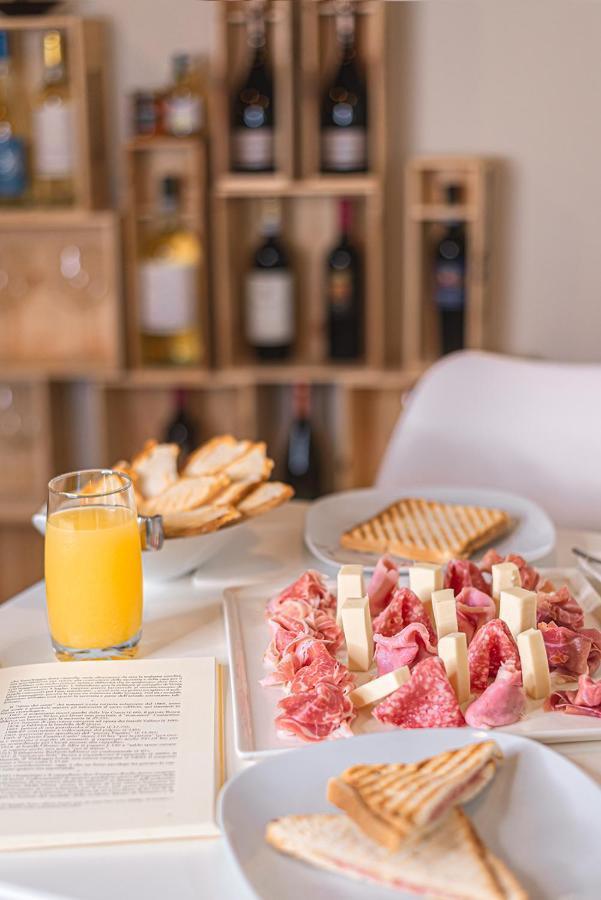 Il Giardino Sul Tetto B&B Guarene Kültér fotó